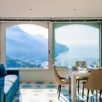 아파트 Tra Cielo E Mare - Sea View - Private Parking 라벨로